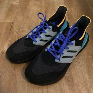 Mens Adidas Ultraboost Running Shoes, Sz 11 - Multicolored